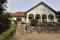 5 bedrooms house for rent in Naguru at 2,500 USD