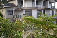 5 bedrooms house for sale in Mutungo Hill 40 decimals at $700,000
