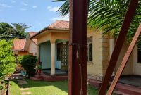 8 rental units for sale in Mutundwe 4.8m monthly at 750m