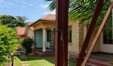 8 rental units for sale in Mutundwe 4.8m monthly at 750m