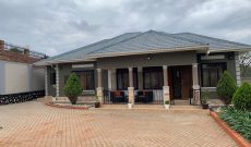 4 bedrooms house for sale in Kyanja Kunga 23 decimals at 650m Uganda shillings.