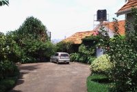 6 bedrooms house for sale in Muyenga Tankhill on 1.8 acres at 1m USD