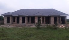 5 rental houses for sale in Kyanja 25 decimals at 250m