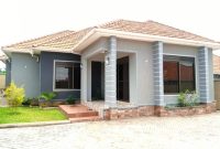 4 bedrooms house for sale in Kyanja 13 decimals at 470m