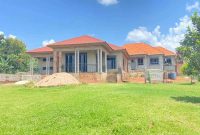 4 bedrooms house for sale in Namugongo Msindye 30 decimals at 230m