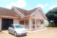 4 bedrooms house for sale in Bukoto 23 decimals at $185,000