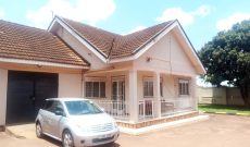 4 bedrooms house for sale in Bukoto 23 decimals at $185,000