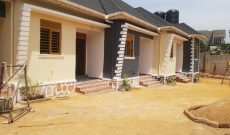 4 rental houses for sale in Kyanja 2.4m monthly at 350m