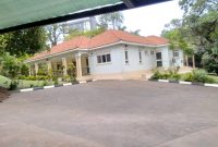 5 bedrooms house for rent in Kololo at 6,000 USD