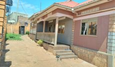 2 rental houses for sale in Seeta Misindye 1.2m monthly at 165m