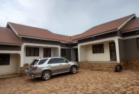 6 rentals with 2 bedrooms each for sale in Kisaasi Kulambiro 3m per month at 400m