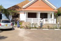 3 bedrooms house for rent in Nsambya at 1,200 USD