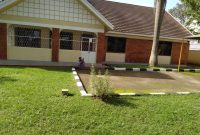 4 bedrooms house for rent in Bugolobi at 1,800 USD per month