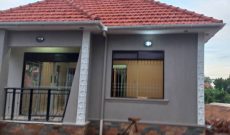 2 bedrooms house for sale in Kira Nsasa at 170m