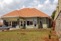 4 bedrooms house for sale in Akright Entebbe at 750m