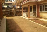 5 rental houses for sale in Najjera 4m monthly at 550m