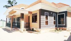 4 bedrooms house for sale in Kira Bulindo 25 decimals at 600m