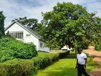 3 acres lake front property for sale in Mukono at 750,000 USD