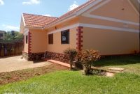 4 bedrooms house for sale in Naguru at 250,000 USD