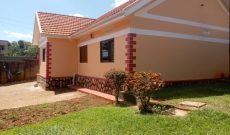 4 bedrooms house for sale in Naguru at 250,000 USD