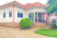 4 bedrooms house for sale in Magere off Gayaza road at 280m