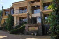 4 apartments block for sale in Kiwatule on Ntinda Kyambogo road at 900m