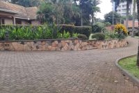 4 bedrooms house for sale in Muyenga with pool at $1.7m