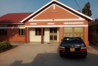 3 bedrooms house for sale in Namugongo 15 decimals at 270m
