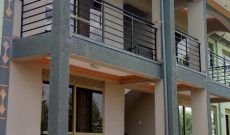 4 apartments block for sale in Namugongo 3.6m monthly at 500m