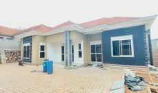 3 bedrooms house for sale in Kira at 450m