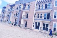 18 units apartments block for sale in Munyonyo at 27m monthly at 3bn Uganda shillings