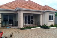 3 bedrooms house for sale in Kitende Entebbe road at 280m