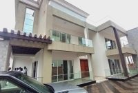 7 bedrooms house for sale in Munyonyo with swimming pool at 750,000 USD