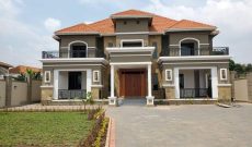 5 Bedrooms lake view house for sale in Munyonyo at 650,000 USD