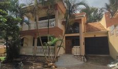 3 bedrooms house for sale in Muyenga at 800m