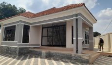 3 bedrooms house for sale in Kisaasi Bahai at 310m
