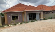 4 bedrooms house for sale in Kyanja 12 decimals at 500m