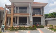 5 bedrooms mansion for sale in Kyanja Kensington 1.2 billion shillings