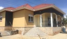 4 bedrooms house for sale in Kyanja 22 decimals at 500m