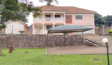 5 bedrooms house for sale in Naguru at $550,000