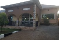 4 bedrooms house for sale in Lubowa at 830m