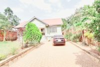 3 bedrooms house for sale in Kira Kito at 190m