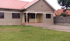 5 bedrooms house for sale in Bweyogerere Kirinya 20 decimals at 260m