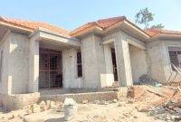 4 bedrooms house for sale in Kyanja 12 decimals at 400m