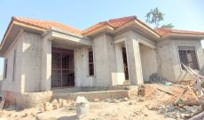 4 bedrooms house for sale in Kyanja 12 decimals at 400m