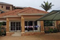 4 bedrooms house for sale in Kyanja 12 decimals at 450m