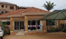 4 bedrooms house for sale in Kyanja 12 decimals at 450m