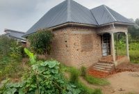 2 bedrooms house for sale in Kihogo Mbarara 50m shillings