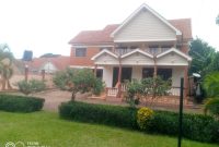 5 bedrooms house for sale in Kisaasi at 600,000 USD