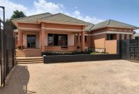 4 bedrooms house for sale in Gayaza Nakwero 25 decimals at 300m